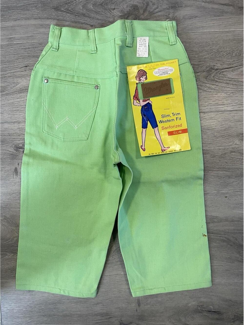 Women's Wrangler Jeans New w/ Tags Size 7/8 Western Slim Fit USA Vintage 1950’s